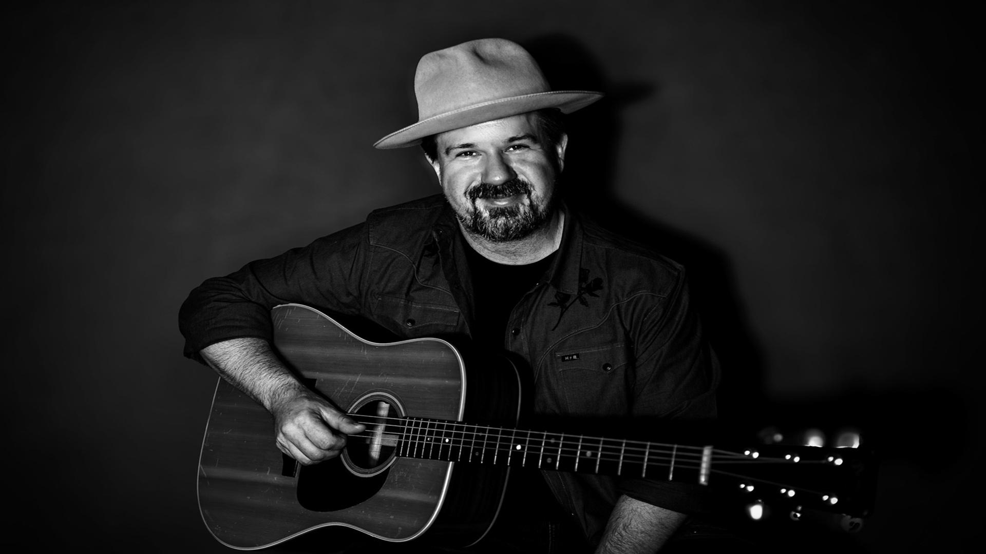 Keith Davis at The Gruene Grove