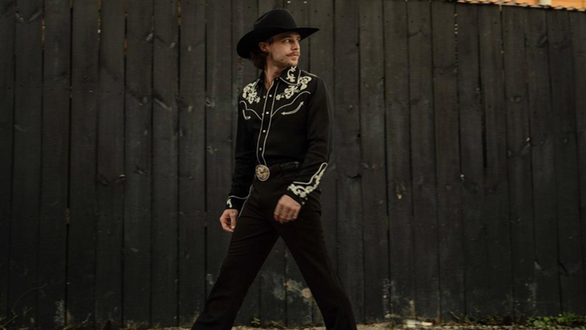 Tyler Halverson: In Defense of Drinking Tour at Gruene Hall