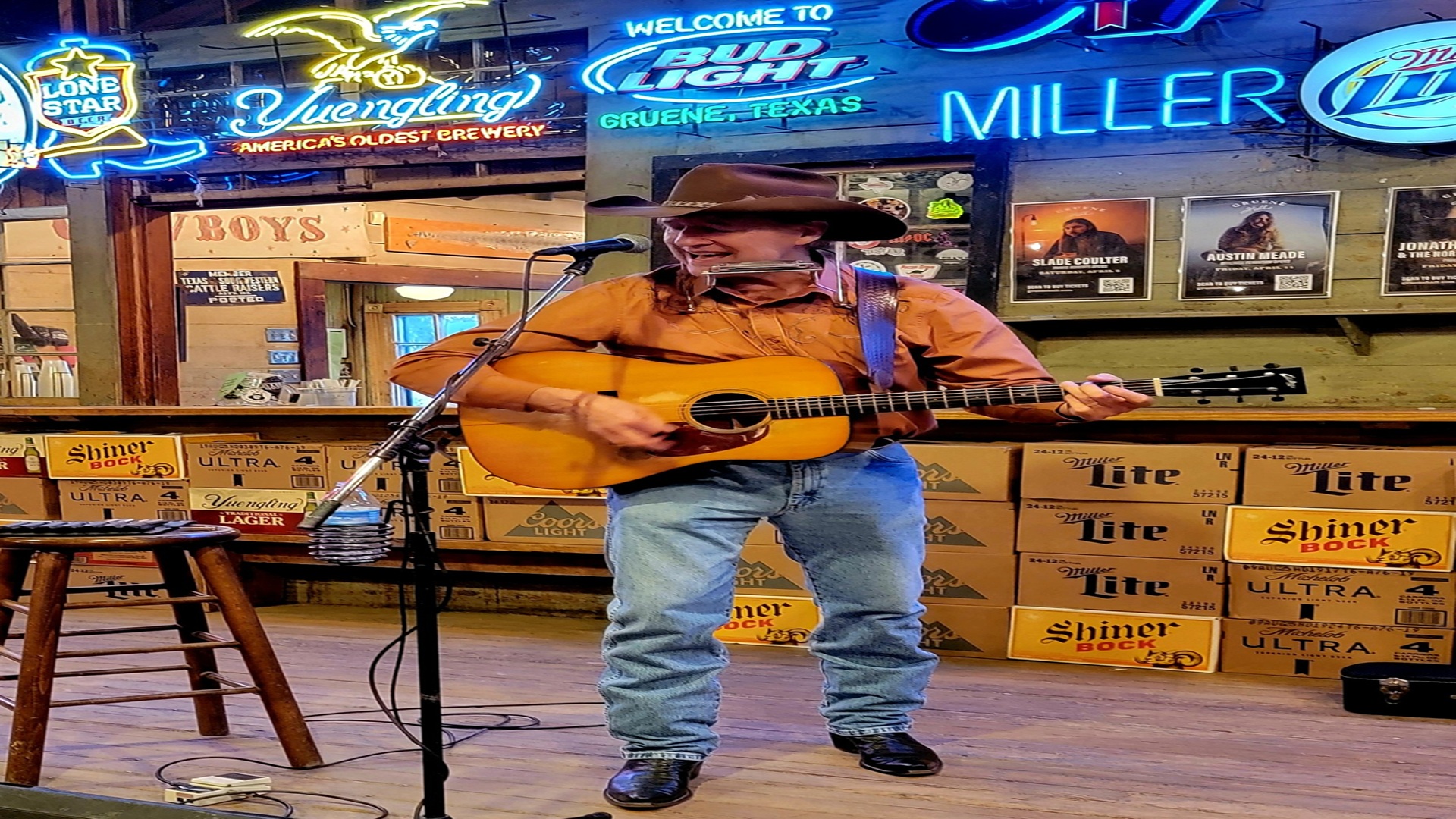 Bret Graham at The Grapevine in Gruene