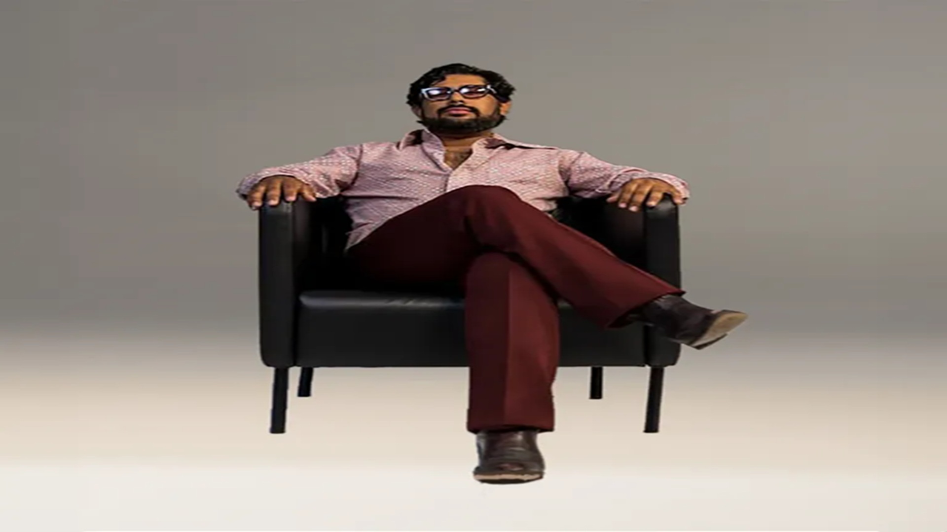 Nyles (Full Band) at Happy Cow Bar