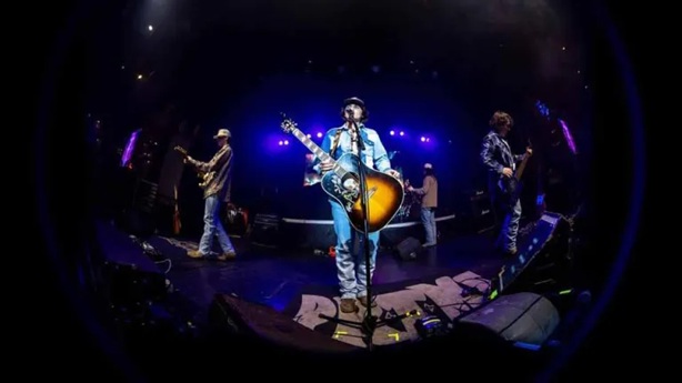 KG and The Bad Habits at Happy Cow Bar & Grill