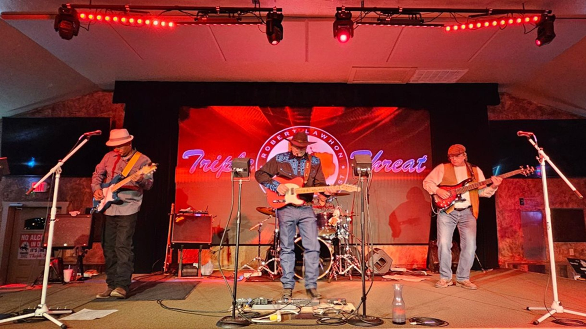 Robert Lawhon & Triple Threat at Gruene Hall