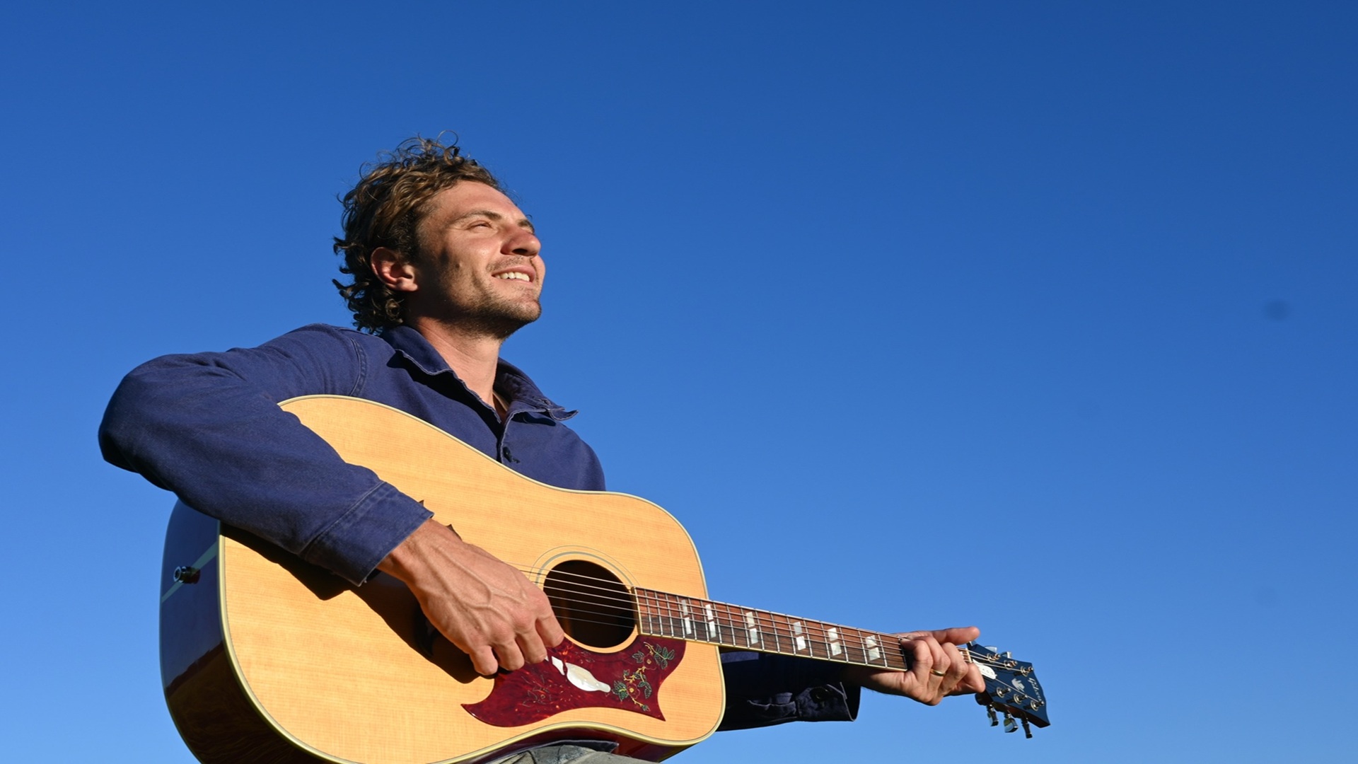 Special Guest Forrest McCurren at The Clubhouse on Castell