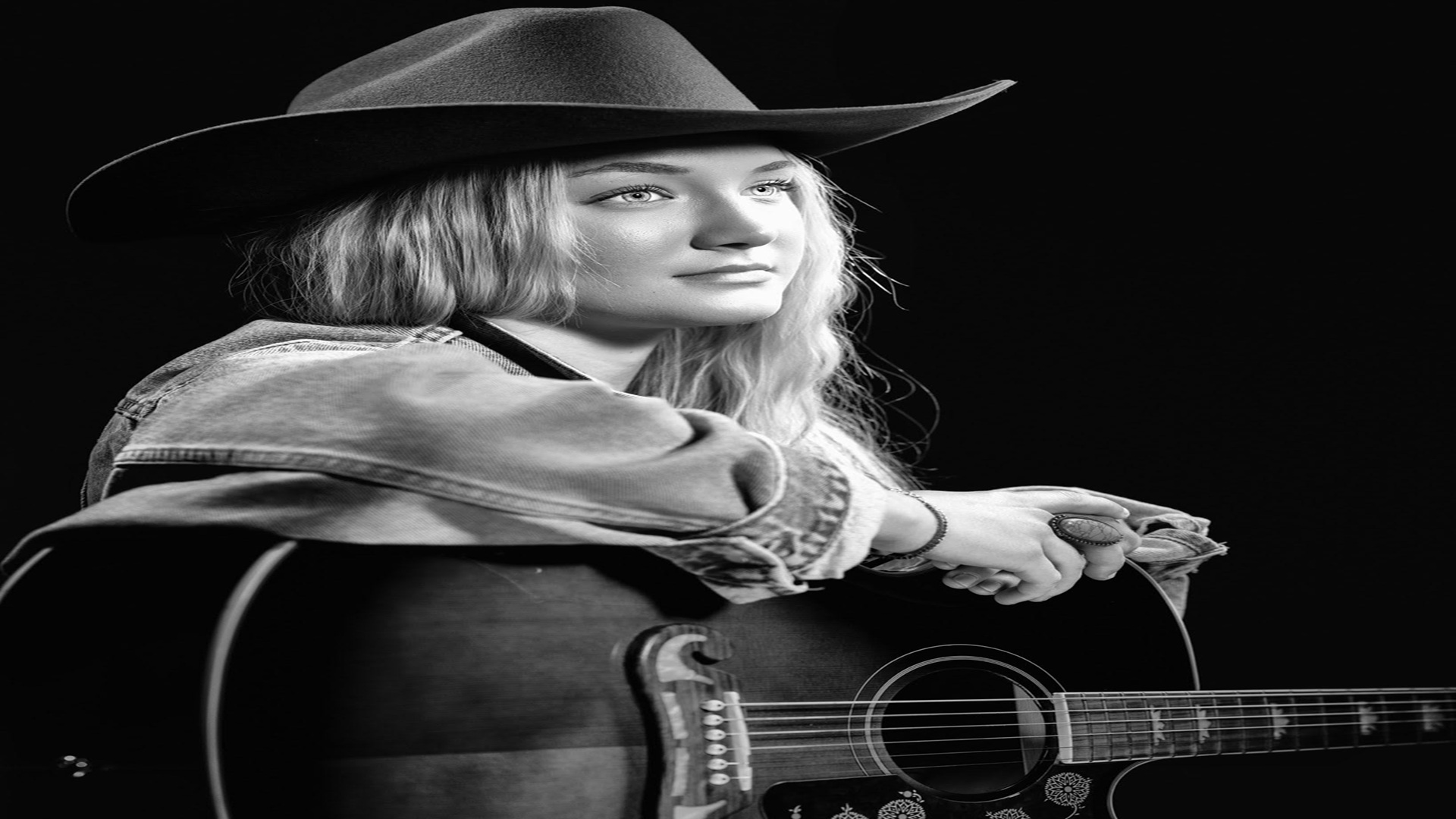 Zoe Allan at The Gruene Grove