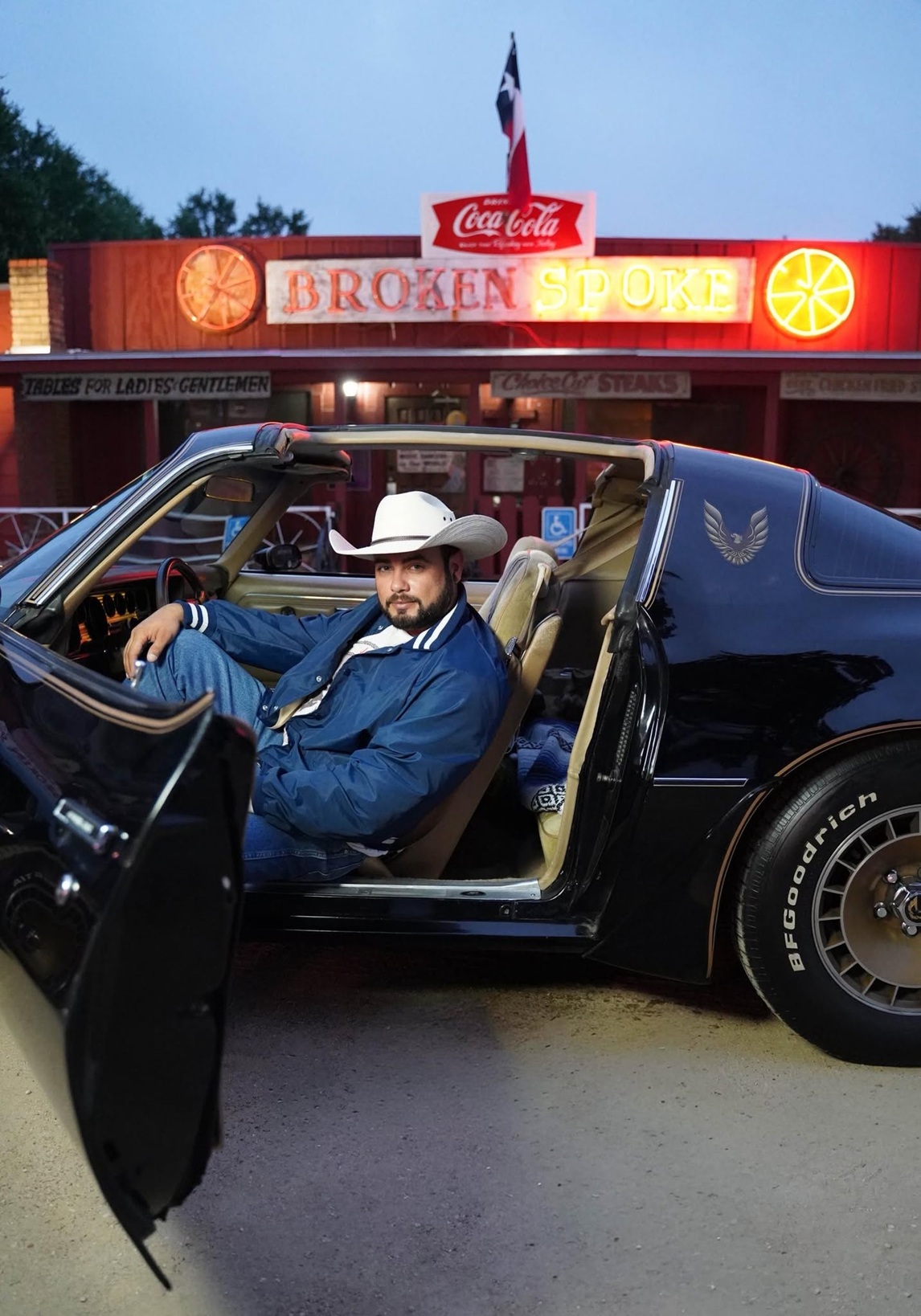 Phillip Thomas at The Gruene Grove