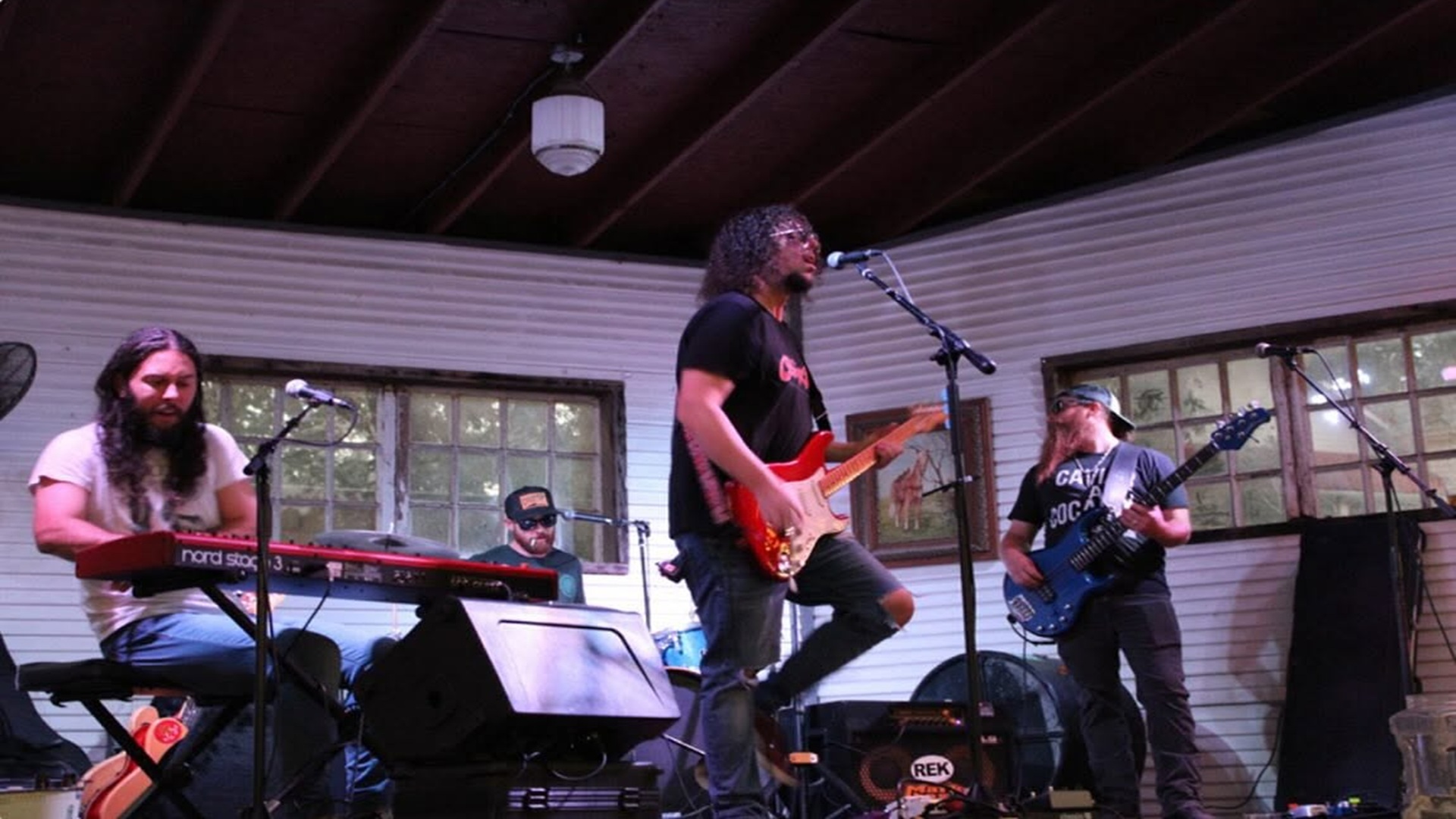 Ryan Snipes & Dynamite Eldorado at The Grapevine in Gruene