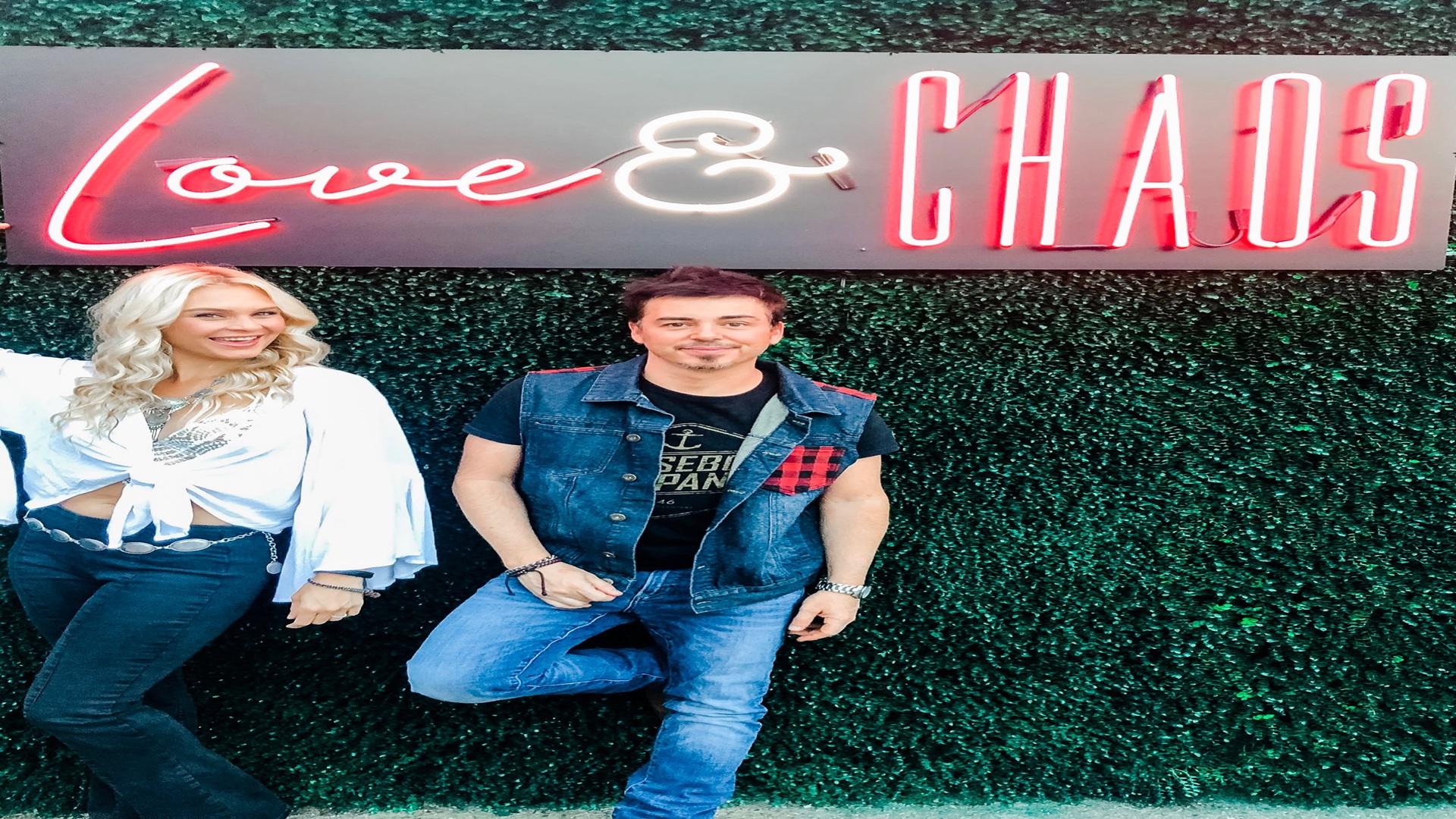 Love & Chaos at Gruene Hall